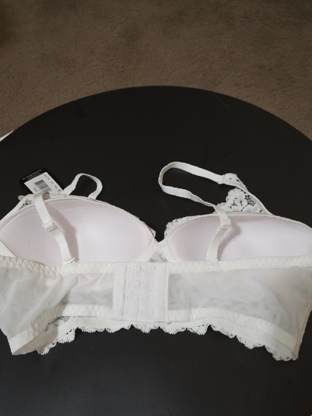 Maidenform White Lace Bralette with Floral Lace Detail No Wire - Picture 4 of 7